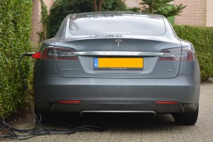 Tesla_voiture_electrique